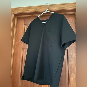 Mandala scrub top - men’s - black - like new